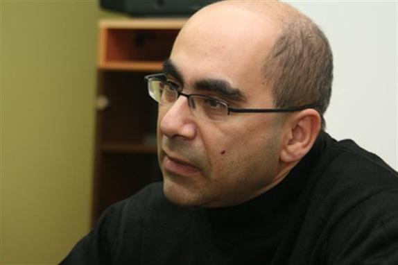 Derviş Zaim: "Benim meselem, bu coğrafya kokan sinema yapmak"