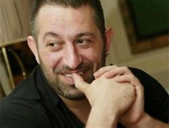 Cem Yılmaz'dan Bağımsız Sinemaya Destek